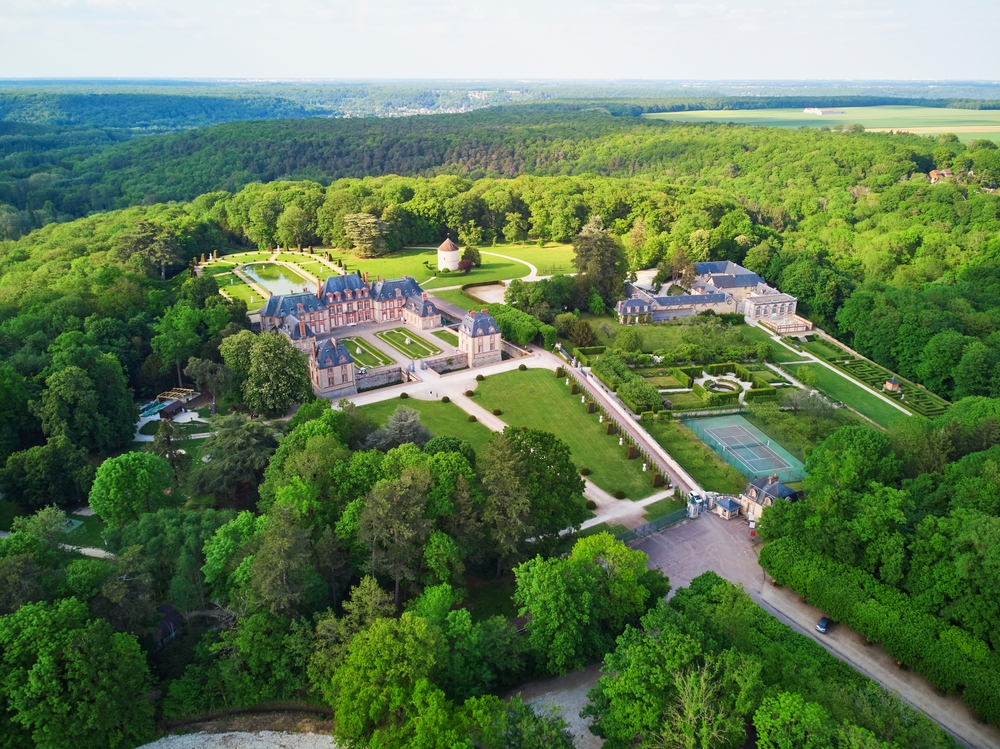 Château de Breteuil in the Vallée de Chevreuse
